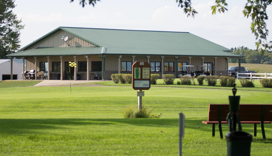 Glenridge Golf Course Clubhouse in Irene South Dakota
